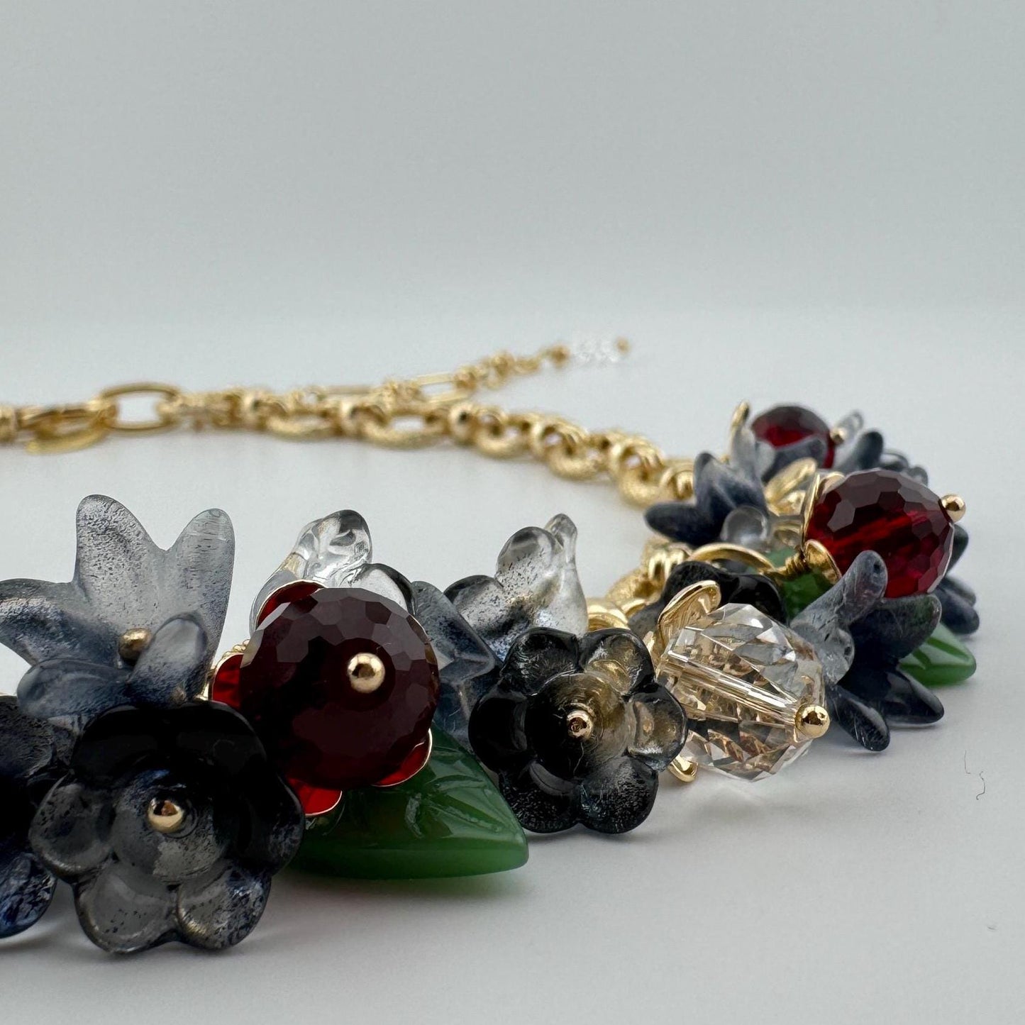 Elegant Flower Jewelry Necklace 18K Gold Plated Floral Lampwork Wildberry, Chocker, Gift Christmas